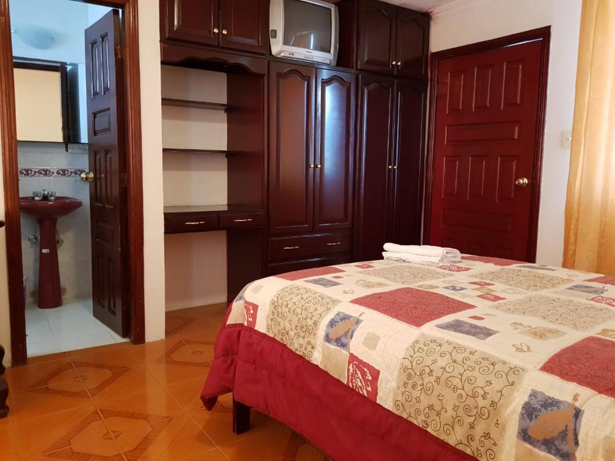 Hotel International Prestige Ambato Esterno foto