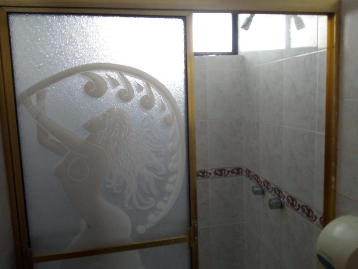 Hotel International Prestige Ambato Esterno foto